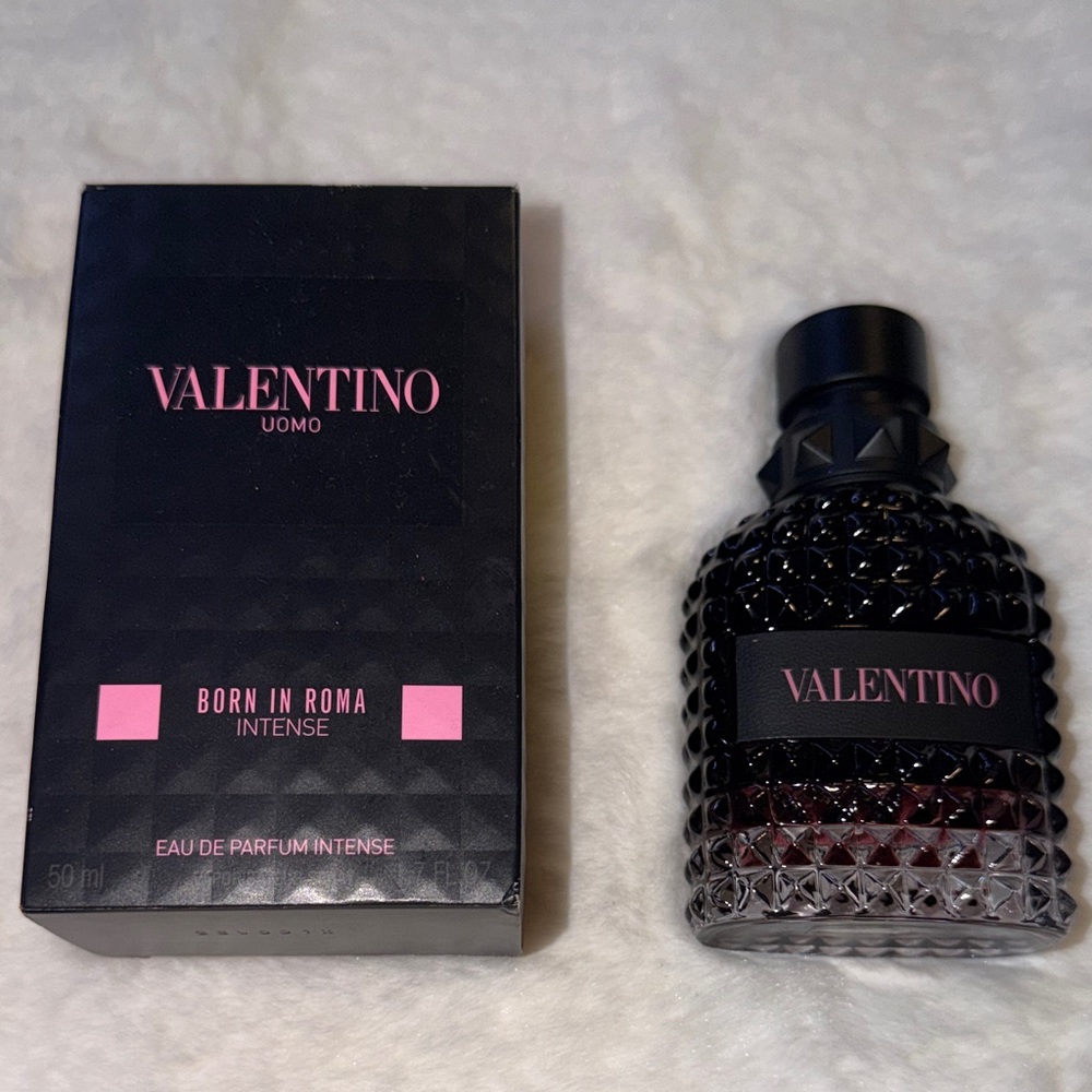 Valentino Uomo Intense Black and Pink Eau de Parfum 50ml *new not used*